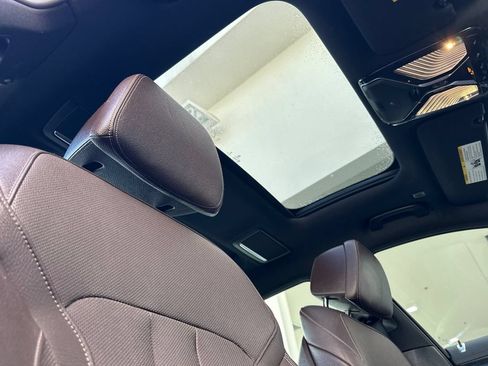 Used 2020 BMW 740i w/ M Sport Package RWD image 17