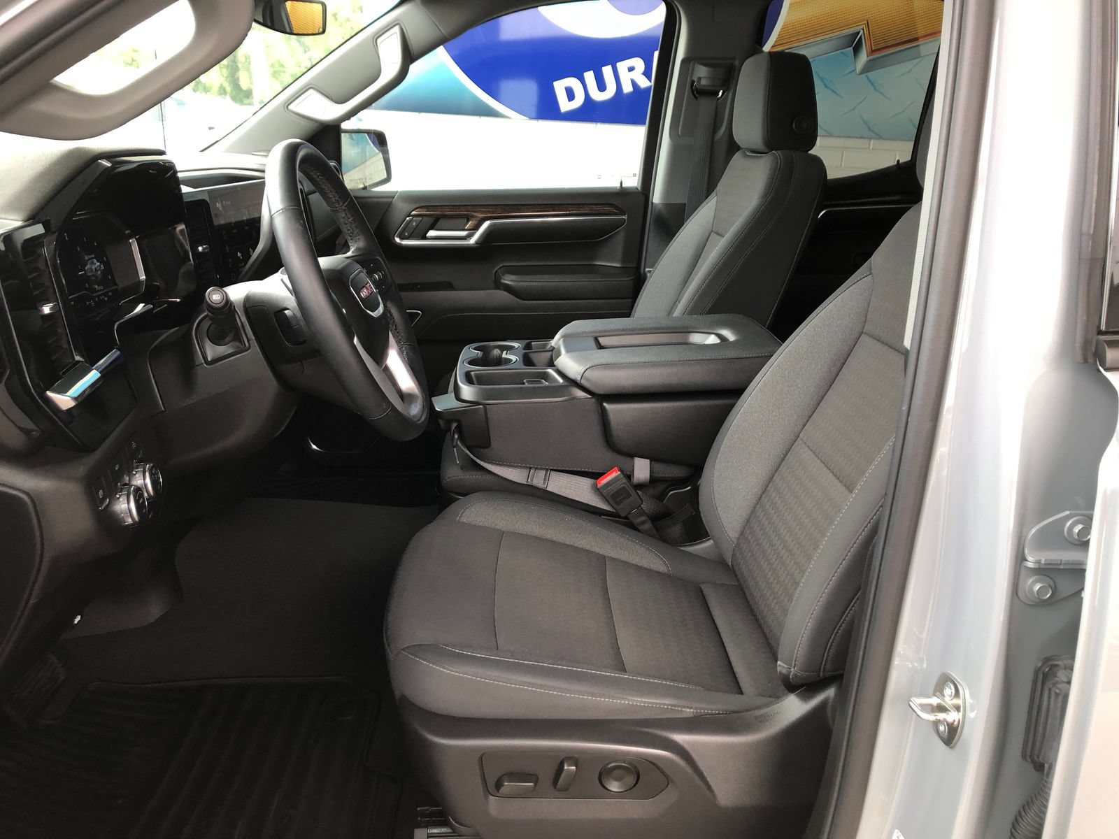 Used 2024 GMC Sierra 1500 Elevation AWD/4WD image 16