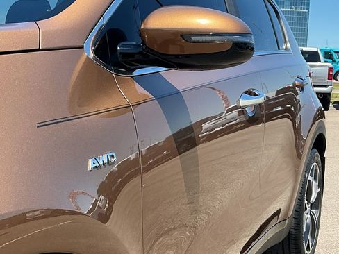 Used 2020 Kia Sportage SX AWD/4WD image 11