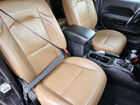 Used 2020 Jeep Wrangler Unlimited Rubicon image 14