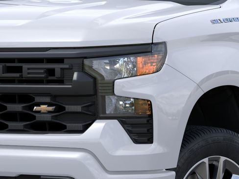 New 2026 Chevrolet Silverado 1500 Custom AWD/4WD image 10