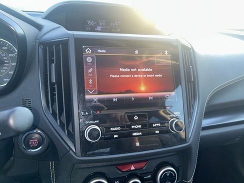 Used 2022 Subaru Crosstrek 2.5i Sport w/ Moonroof Package image 9