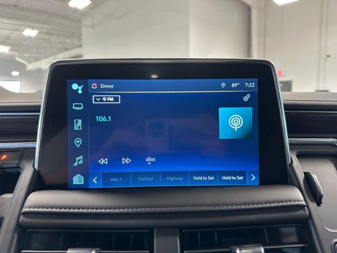 Used 2023 Chevrolet Tahoe Z71 w/ Luxury Package image 30