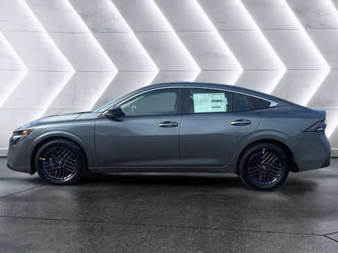 New 2026 Nissan Sentra SV w/ SV Convenience Package FWD image 5