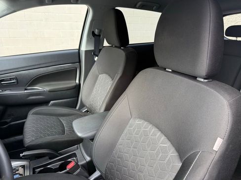 Used 2025 Mitsubishi Outlander Sport SE image 18