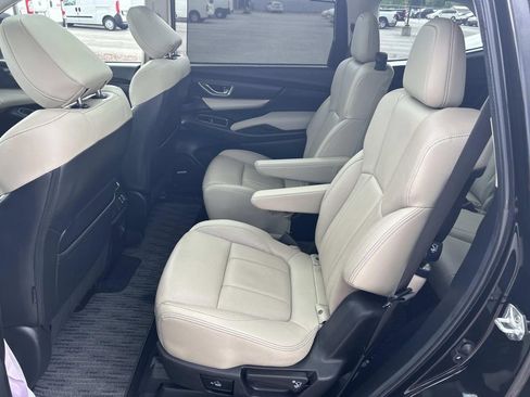 Used 2023 Subaru Ascent Limited w/ Technology Package AWD/4WD image 19