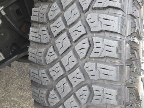 Used 2024 GMC Sierra 1500 AT4X image 36