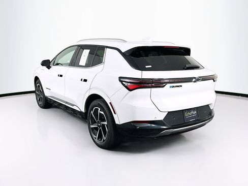 Used 2024 Chevrolet Equinox EV LT w/ LPO, Blackout Package image 5