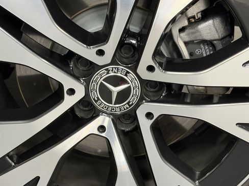 Certified 2025 Mercedes-Benz GLA 250 image 18