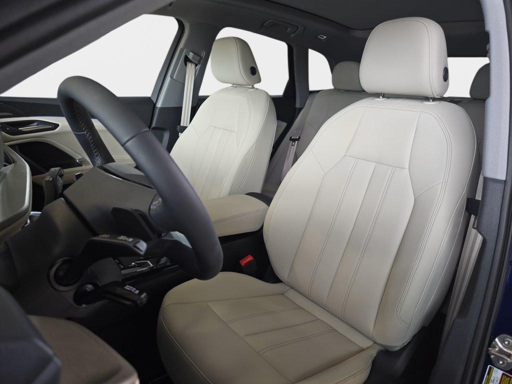 New 2026 Audi Q5 Premium Plus AWD/4WD image 13