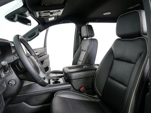 Used 2023 Chevrolet Tahoe Premier image 5