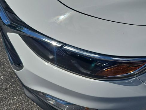 Used 2022 Chevrolet Malibu RS image 11