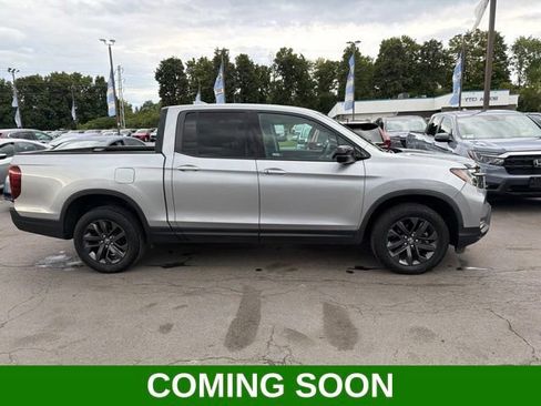 Used 2021 Honda Ridgeline Sport image 1