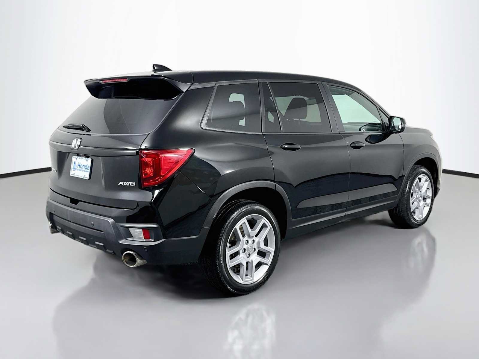 Certified 2025 Honda Passport EX-L image 7