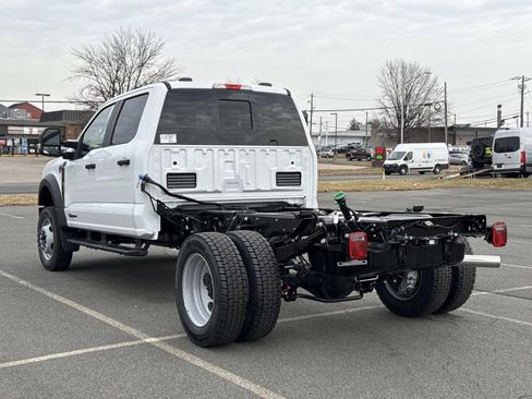 New 2026 Ford F550 4x4 Crew Cab image 5