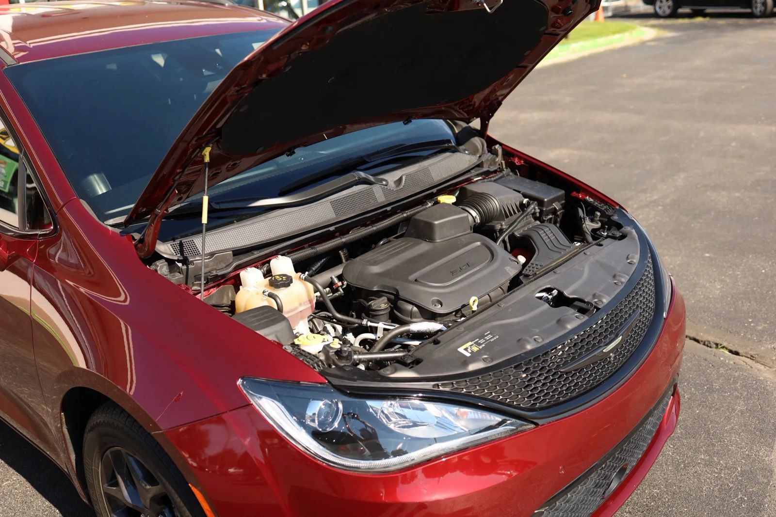 Used 2019 Chrysler Pacifica Touring-L w/ Advanced Safetytec Group FWD image 52