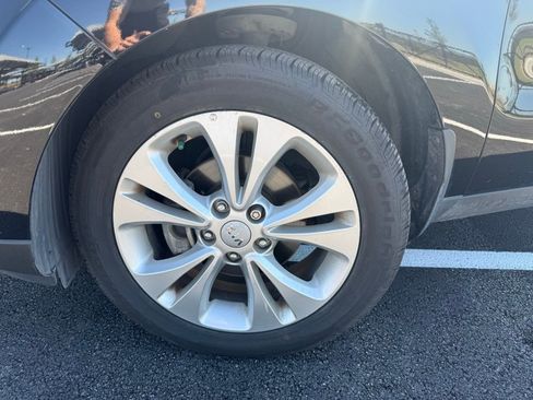 Used 2016 Kia Soul ! w/ Premium Package FWD image 9