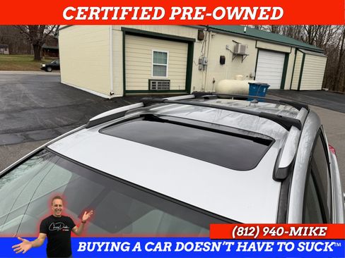 Used 2015 Toyota RAV4 Limited image 40