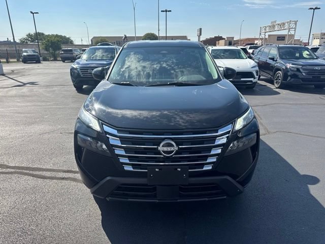 Used 2025 Nissan Rogue SV FWD image 10