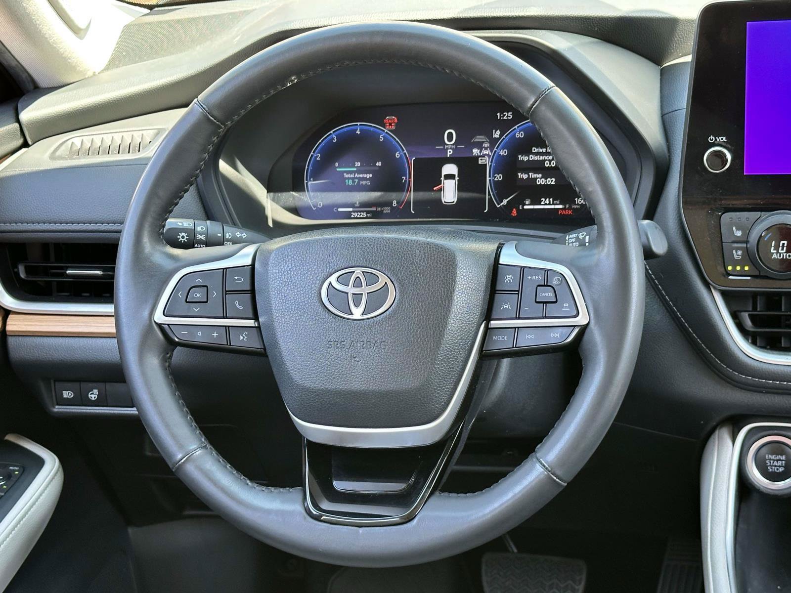 Certified 2024 Toyota Grand Highlander AWD image 19