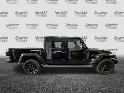 Used 2023 Jeep Gladiator Overland AWD/4WD image 11