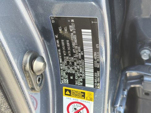 Used 2018 Toyota Highlander XLE FWD image 20