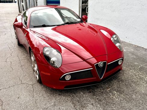 Used 2008 Alfa Romeo 8C Competizione RWD image 10