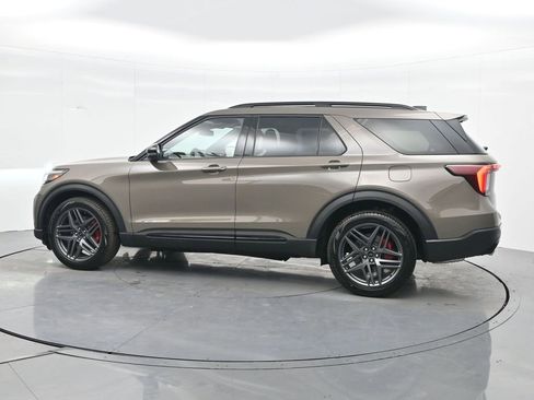 New 2026 Ford Explorer ST w/ Sun And Sound Package image 10
