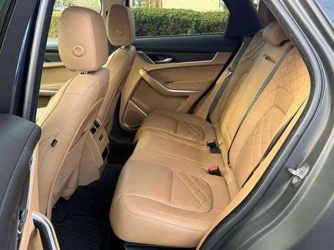 Used 2022 Jaguar F-PACE S image 21