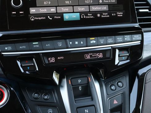 New 2026 Honda Odyssey Elite image 17