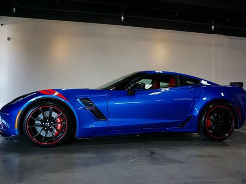Used 2019 Chevrolet Corvette Grand Sport RWD image 44