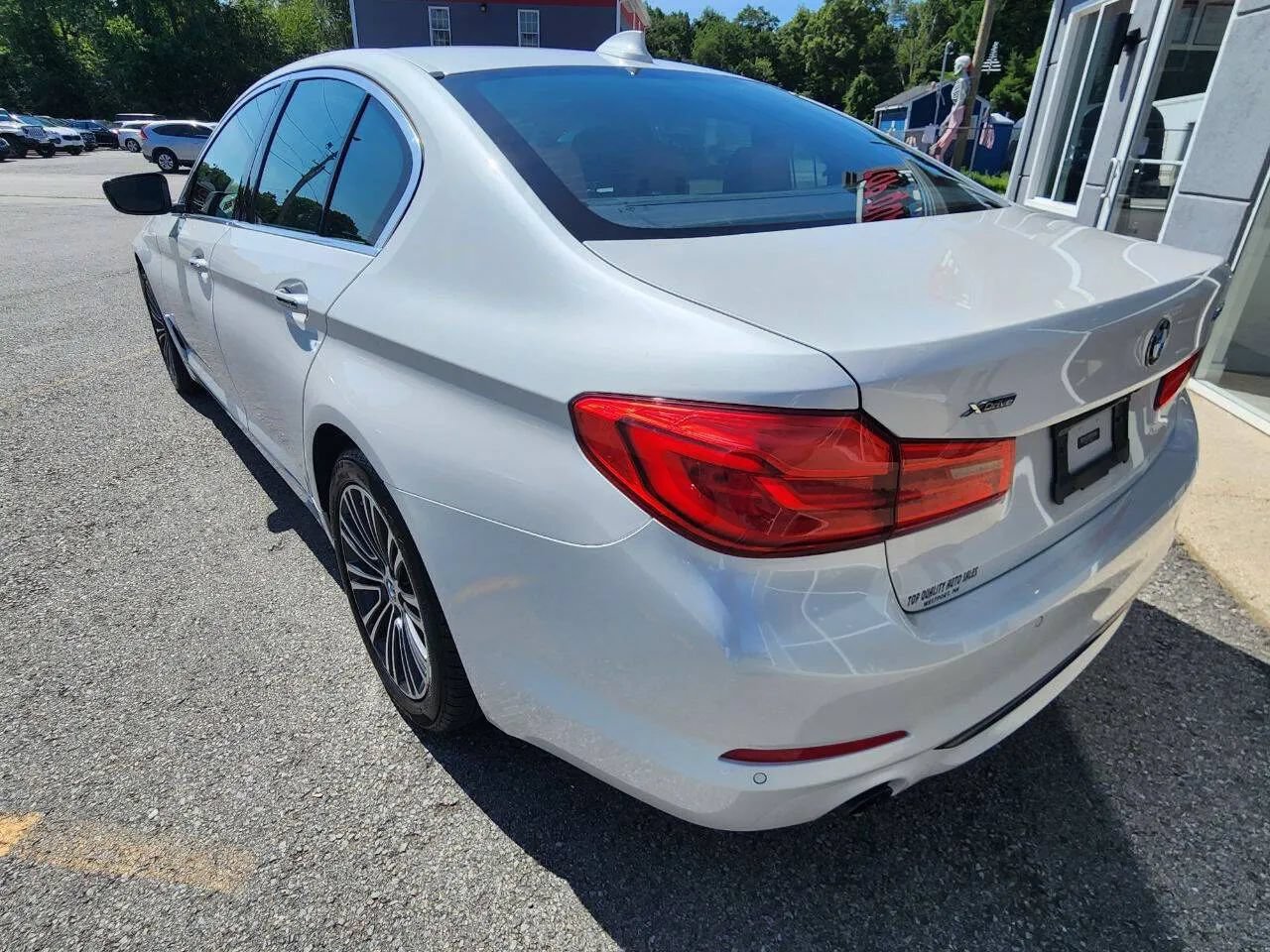 Used 2018 BMW 530i xDrive AWD/4WD image 7