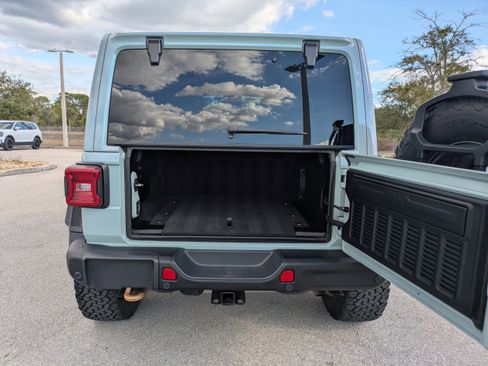 Used 2024 Jeep Wrangler Rubicon 392 image 17
