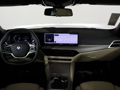 Certified 2025 BMW 330i Sedan w/ Convenience Package RWD image 8