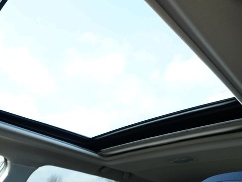 Used 2023 Subaru Forester Sport image 29