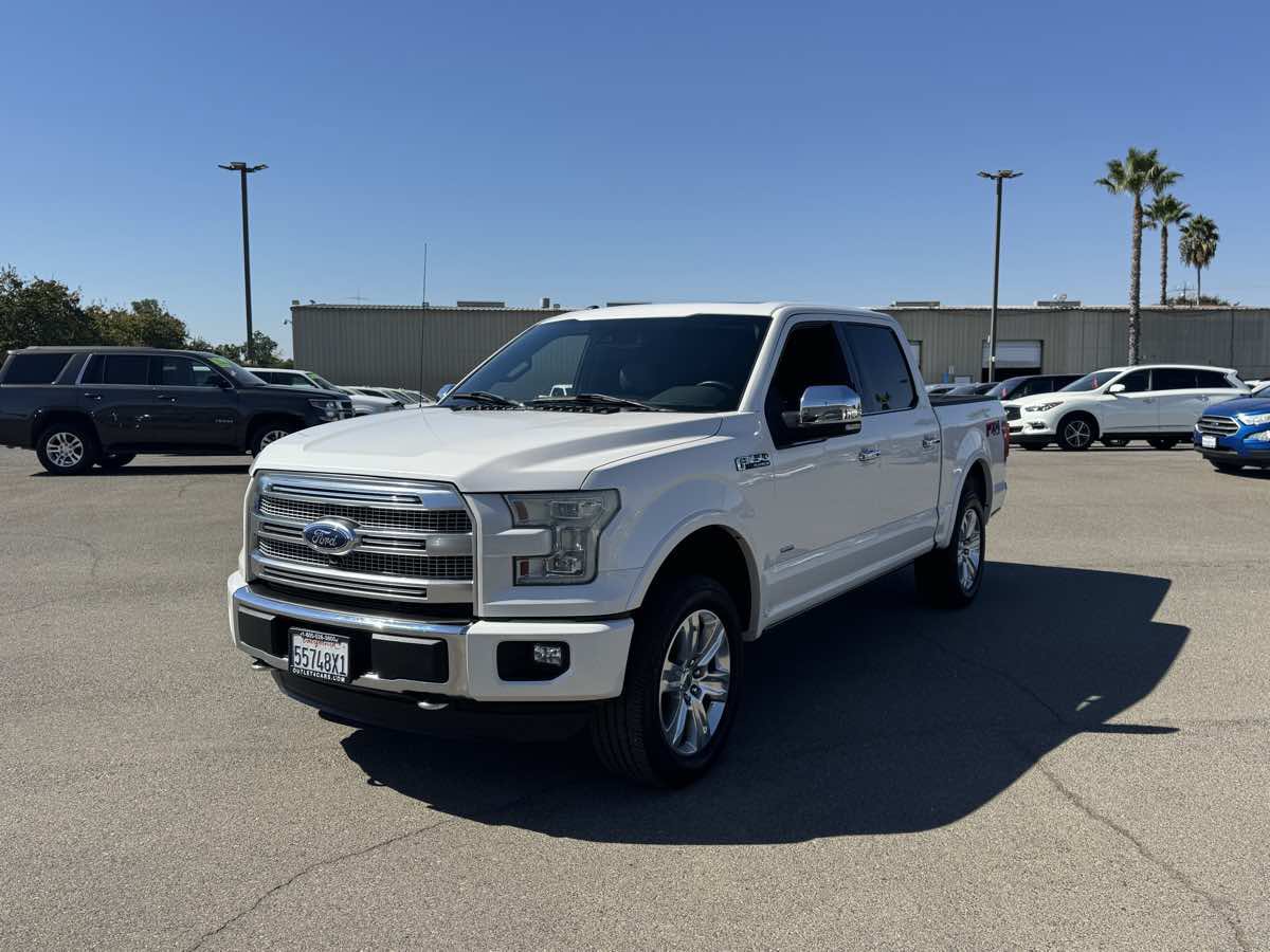 Used 2015 Ford F150 Platinum w/ Equipment Group 701A Luxury AWD/4WD image 5
