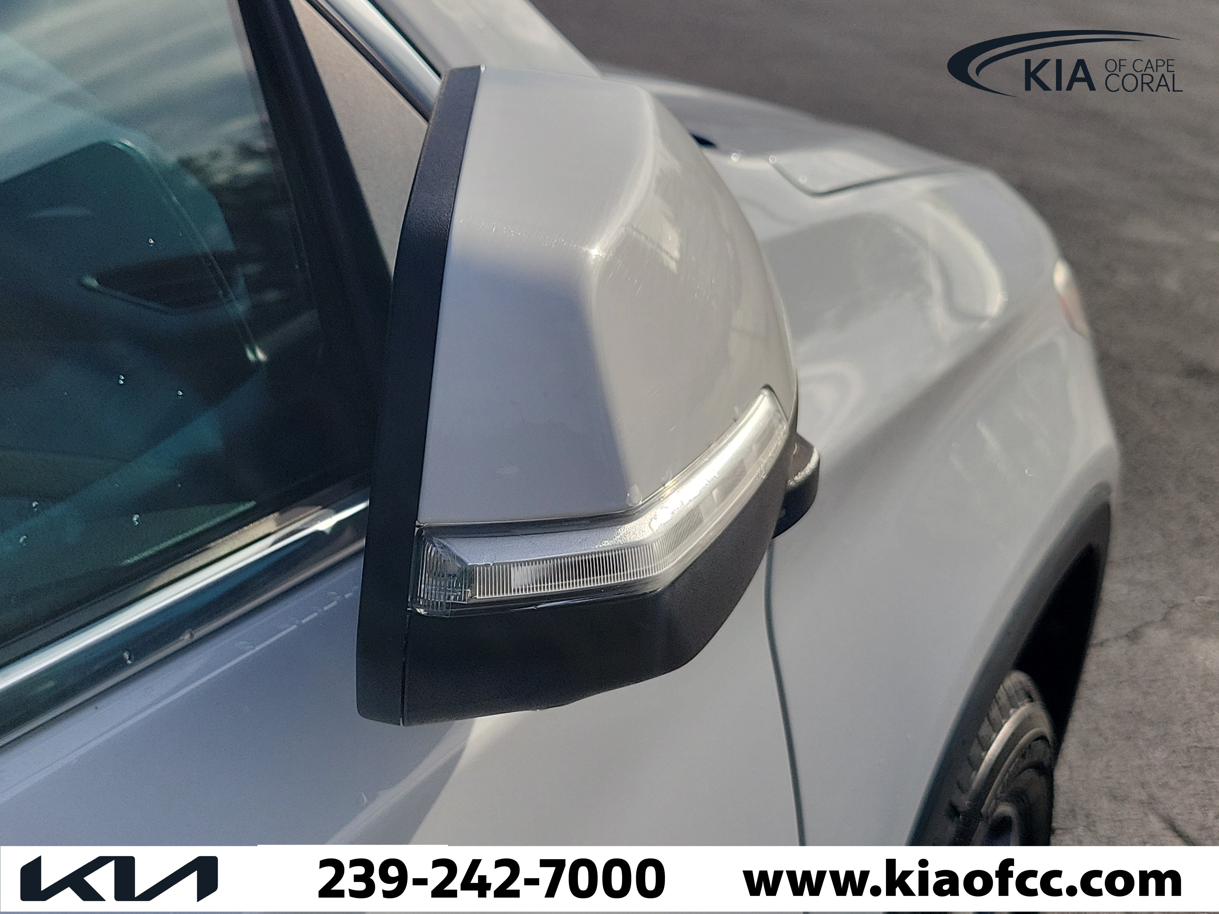 Used 2021 Chevrolet Traverse LT w/ LT Premium Package FWD image 8