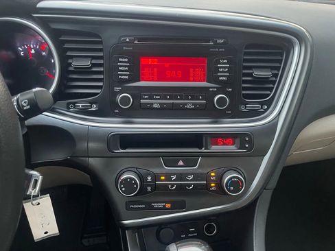 Used 2015 Kia Optima LX image 18