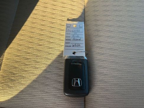 Used 2016 Honda Accord EX image 21