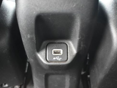 Used 2019 Jeep Renegade Altitude w/ Quick Order Package 2XM AWD/4WD image 34