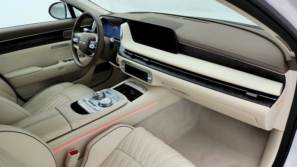 Used 2023 Genesis G90 3.5T AWD/4WD image 24