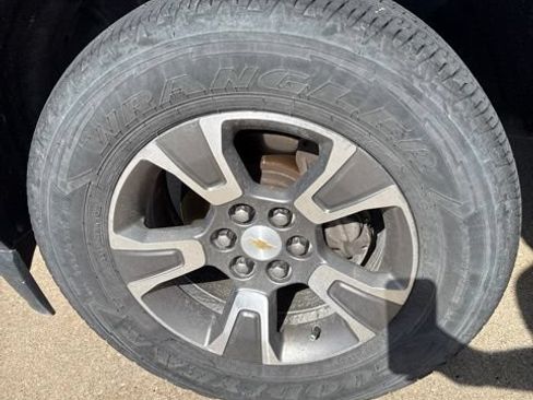 Used 2016 Chevrolet Colorado Z71 AWD/4WD image 32