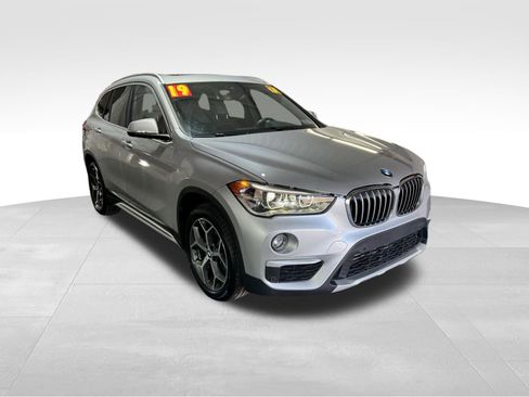 Used 2019 BMW X1 xDrive28i w/ Convenience Package image 3