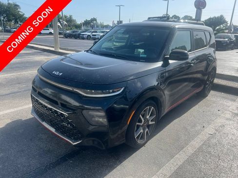 Certified 2022 Kia Soul Turbo FWD image 1