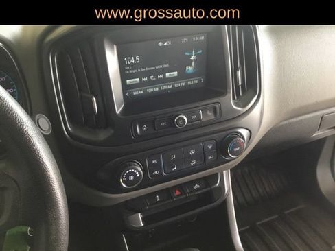 Used 2017 Chevrolet Colorado W/T AWD/4WD image 18