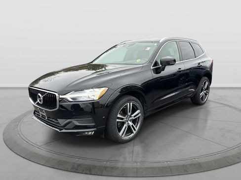 Used 2018 Volvo XC60 T6 Momentum w/ Advanced Package image 1