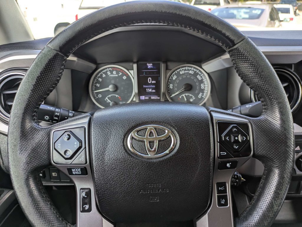 Used 2021 Toyota Tacoma SR5 RWD image 18