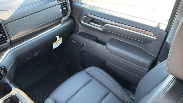 New 2026 Chevrolet Silverado 1500 RST w/ RST All Star Premium Package AWD/4WD image 9