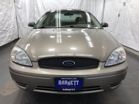 Used 2006 Ford Taurus SE image 5