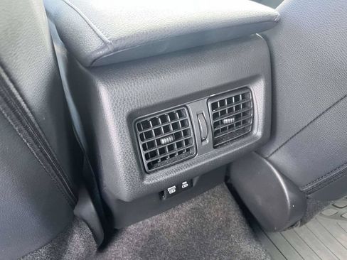 Used 2025 Toyota Camry XSE FWD image 15